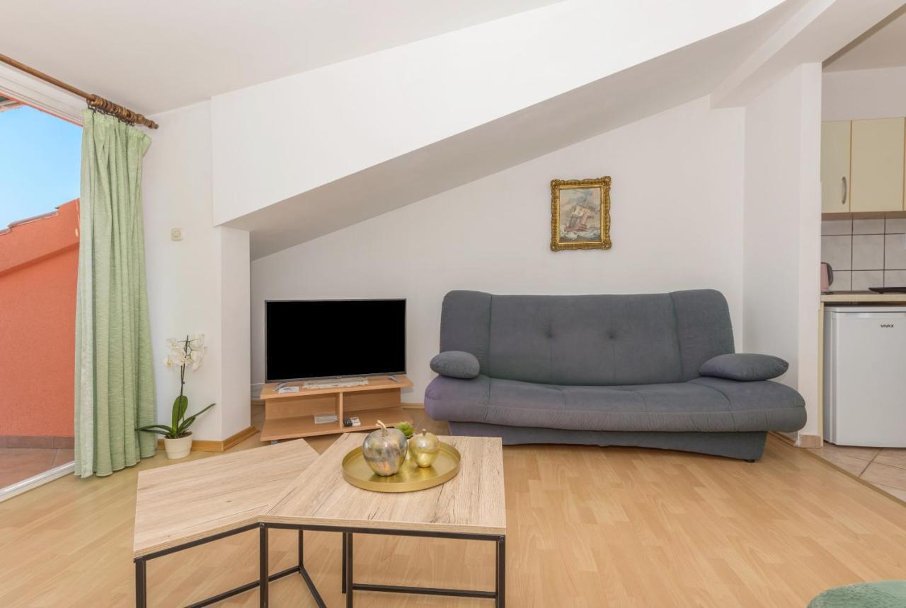 Apartments Zoka Makarska Exterior photo