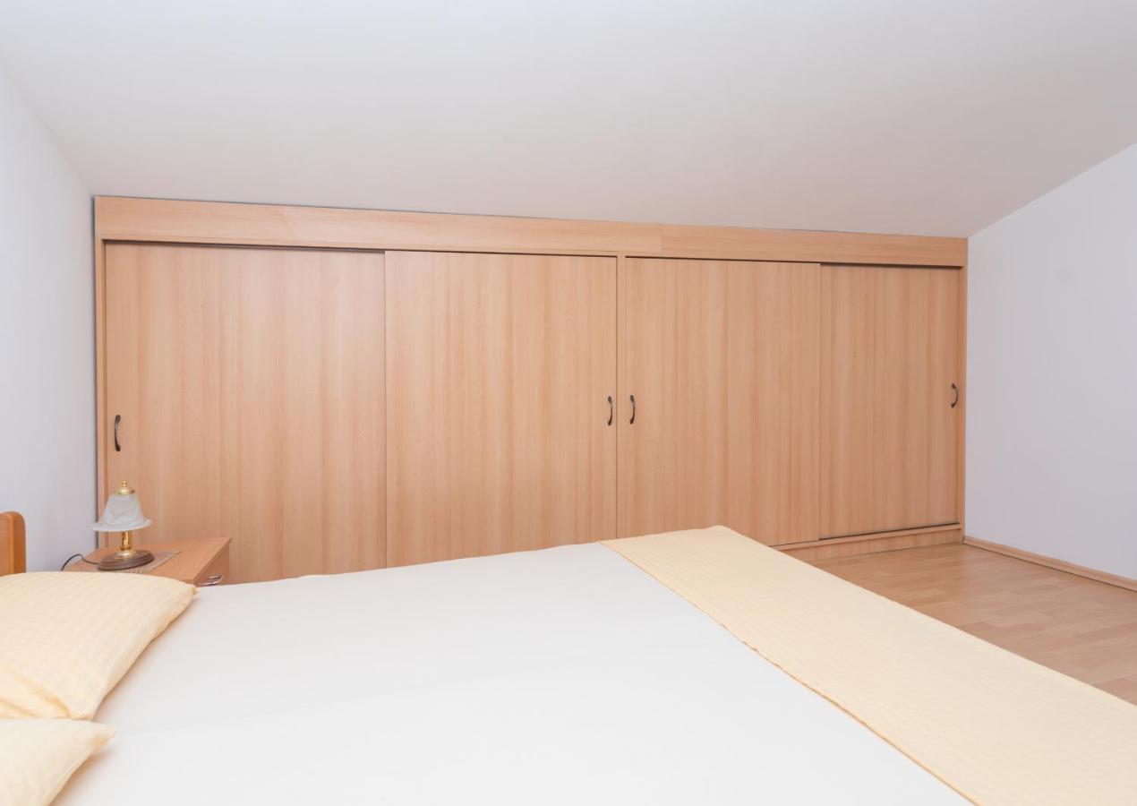Apartments Zoka Makarska Exterior photo