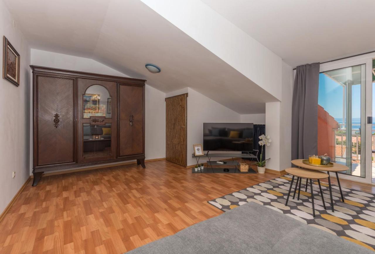 Apartments Zoka Makarska Exterior photo