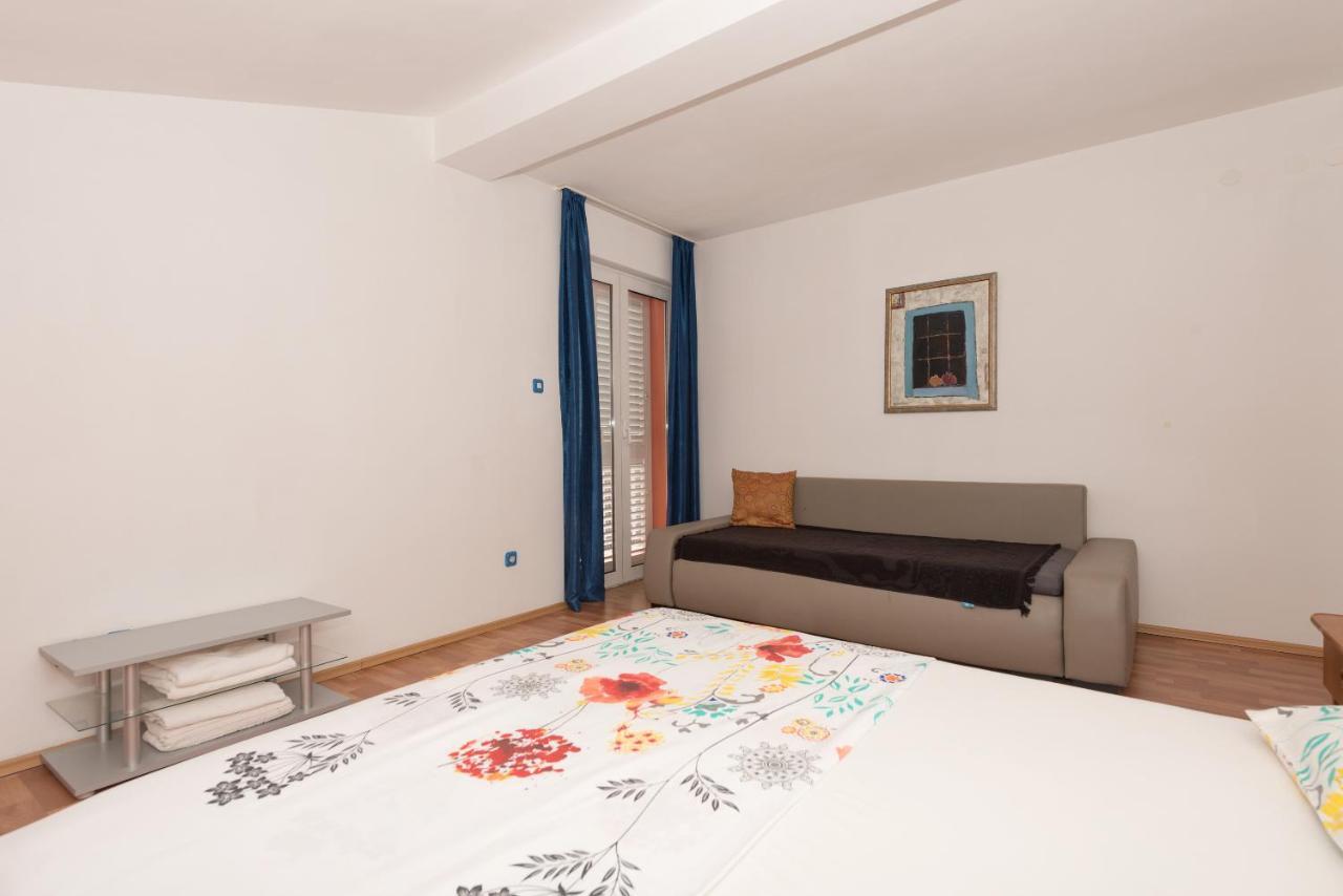 Apartments Zoka Makarska Exterior photo